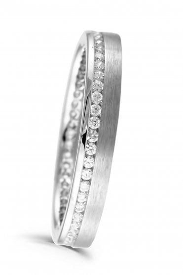 18ct White Gold and Diamond Wedding Ring  ET271