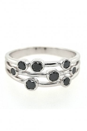 18ct White Gold Black Diamond Bubble Ring 18ct White Gold Rub-over Set