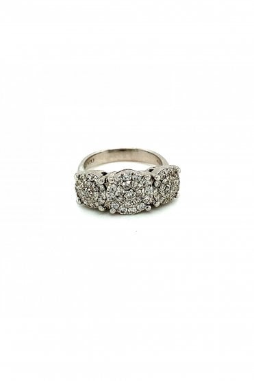18ct White Gold Diamond Cluster Ring