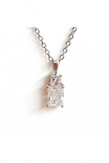 18ct White Gold Diamond Drop Pendant on Chain 18ct White Gold Claw Set