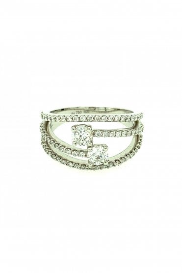 18ct White Gold Diamond Fancy Ring Claw Set Round Brilliant