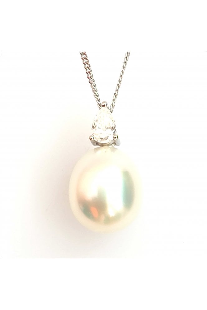 18ct White Gold South Sea Pearl & Diamond Pendant