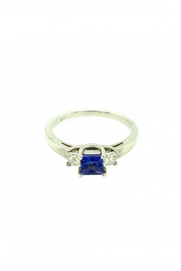18ct White Gold Tanzanite & Diamond Ring Princess & Round Brilliant Cut
