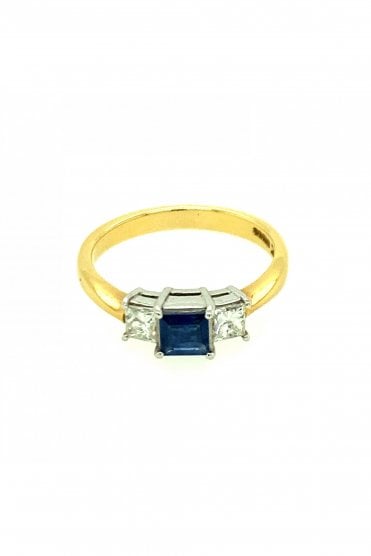 18ct Yellow Gold Sapphire & Diamond Ring 18ct White Gold Claw Set & Princess Cut