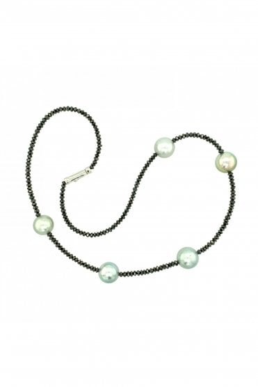 Black Diamond with 5 Tahitiperlen Pearl Necklace 18ct White Gold