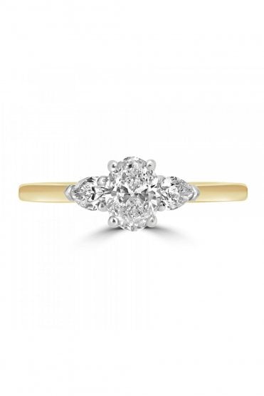 Platinum & 18ct Yellow Gold 3 Stone Diamond Ring Platinum & 18ct Yellow Gold Claw Set