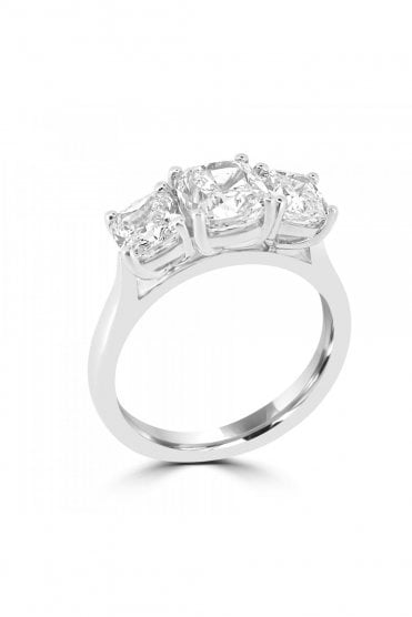 Platinum 3 Stone Diamond Ring Platinum Claw Set