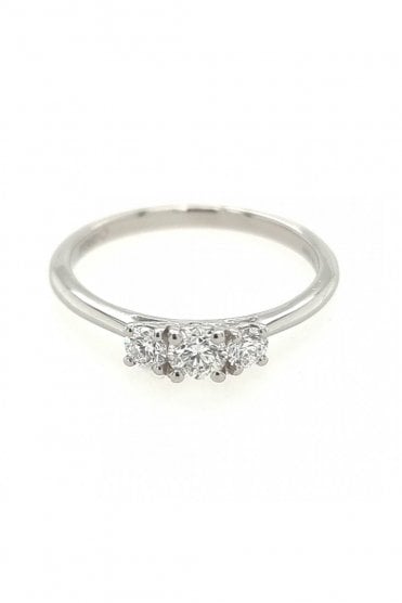 Platinum 3 Stone Diamond Ring Platinum Claw Set