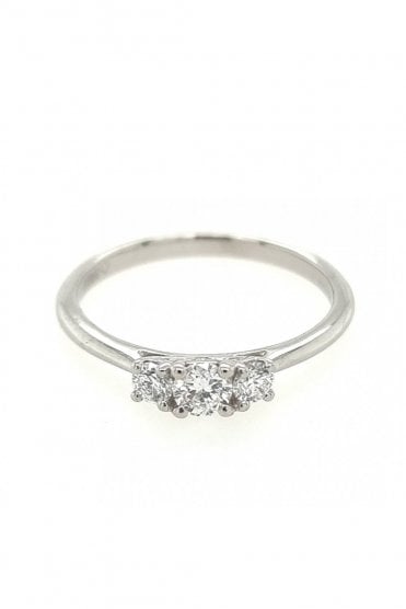 Platinum 3 Stone Diamond Ring Platinum Claw Set