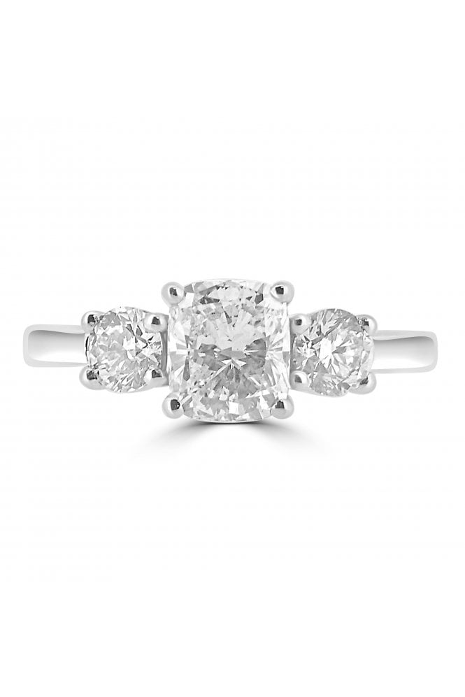 Platinum 3 Stone Diamond Ring Platinum Claw Set
