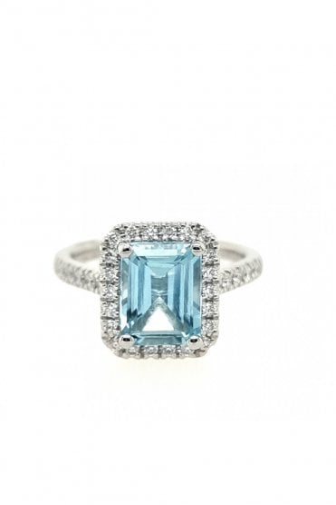 Platinum Aquamarine and Diamond Cluster Ring Platinum Claw Set