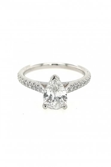 Platinum Diamond Ring Platinum Claw Set