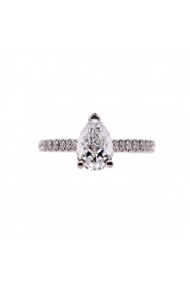 Platinum Single Stone & Shoulder Diamond Ring Platinum Claw Set