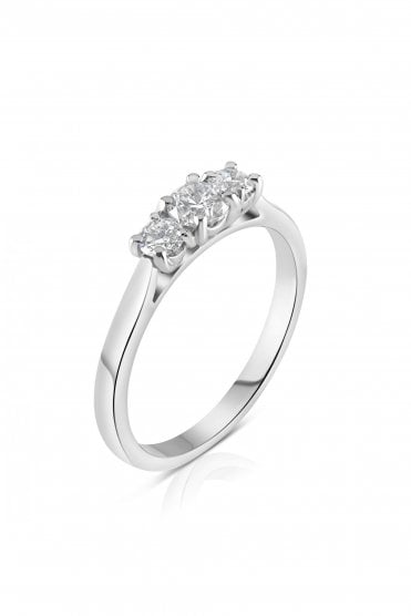 Platinum Three Stone Diamond Ring Platinum Claw Set