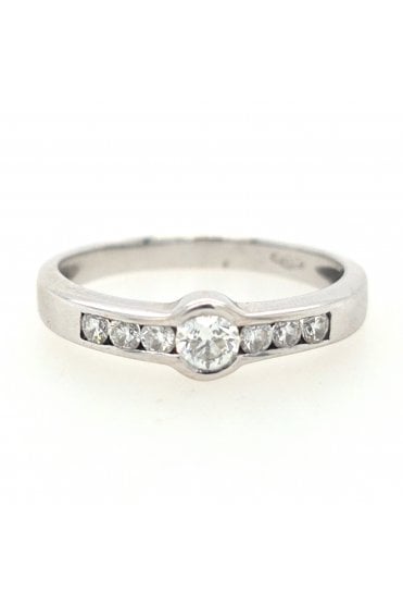 Preloved 18ct White Gold Diamond Ring Channel Set