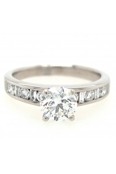 Preloved 18ct White Gold Diamond Ring Rhodium Plated